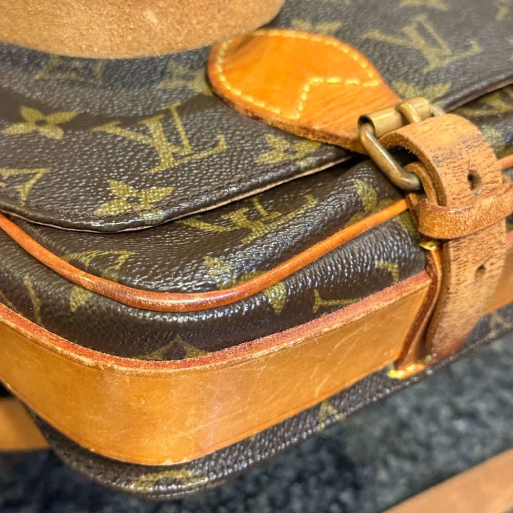 Louis vuitton - Picture 10 of 14